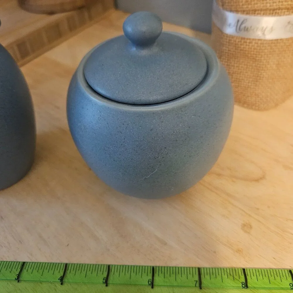 Noritake Stoneware  Sugar and Creamer Set